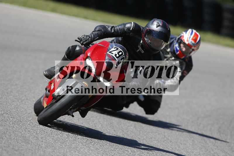 /43 08.08.2025 Discover the Bike ADR/Race 3 rot/299
